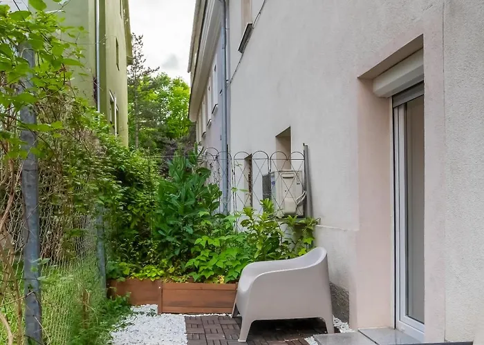 Mona * Любляна